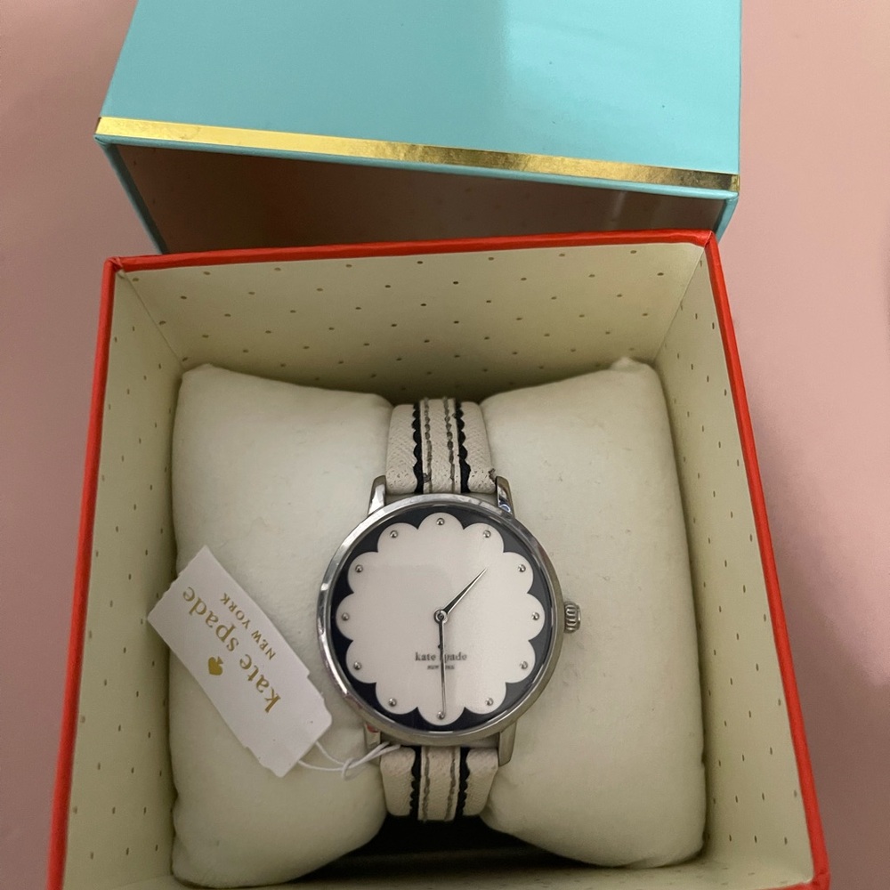 Trio of Watches Kate Spade, Fossil and Relic